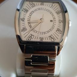 Vendo, causa inutilizzo, orologio da uomo Morellato ricevuto qualche anno fa come regalo di laurea e MAI indossato.