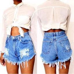 Denim hot pant Shorts- purchased from eBay  but never been worn as it doesn't fit.

Size 14-16 but will fit a large 12