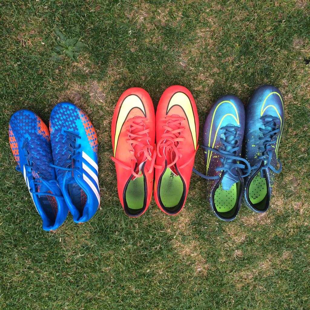 Nike and adidas football boots in TN23 Ashford für 10,00 £ zum Verkauf Shpock DE