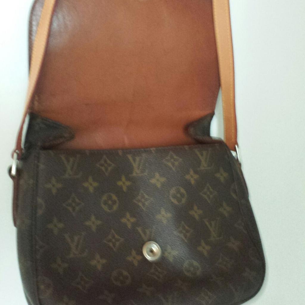 Louis Vuitton Monogram Saint Cloud GM Crossbody Bag 863468 – Bagriculture