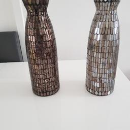 2 Crystal glass vase for sale.no crack or dent .same as new but not been used .payment on collection from Rochdale