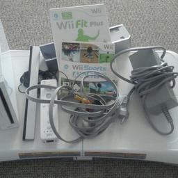 Verkaufe Wii inklusive CD und Zubehör