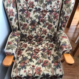 Wingback chair with oak wood on legs and arms, has no rips or marks. Open to offers collection from Stourbridge