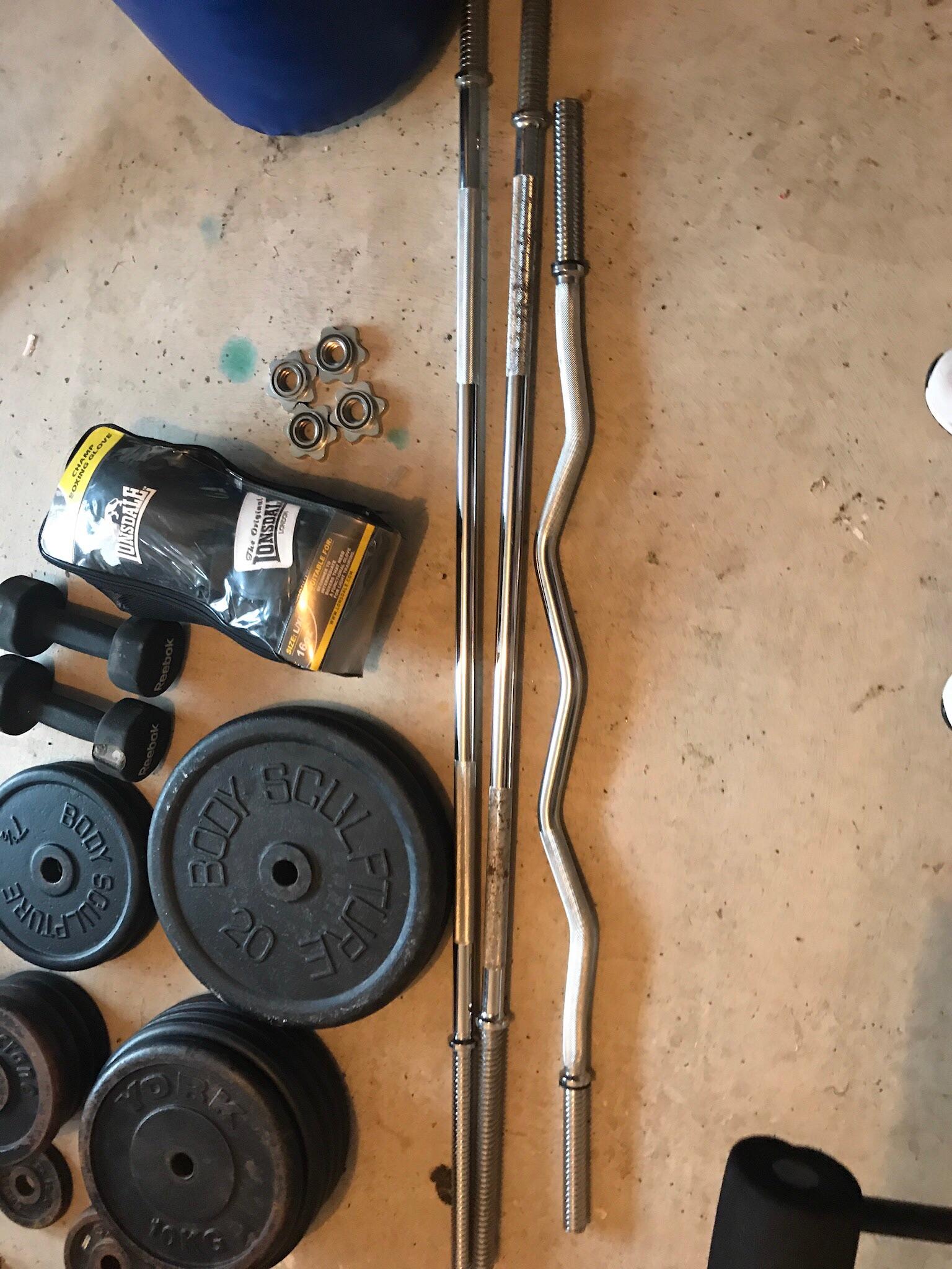 Weigh bench and cast iron weights in TS17 Thornaby for £150.00 for sale Shpock