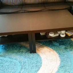 2 Ikea Tische in schwarz zu verschenken

Gebrauchspuren können mit einer Tischdecke überdeckt werden

NUR NOCH BIS SONNTAG