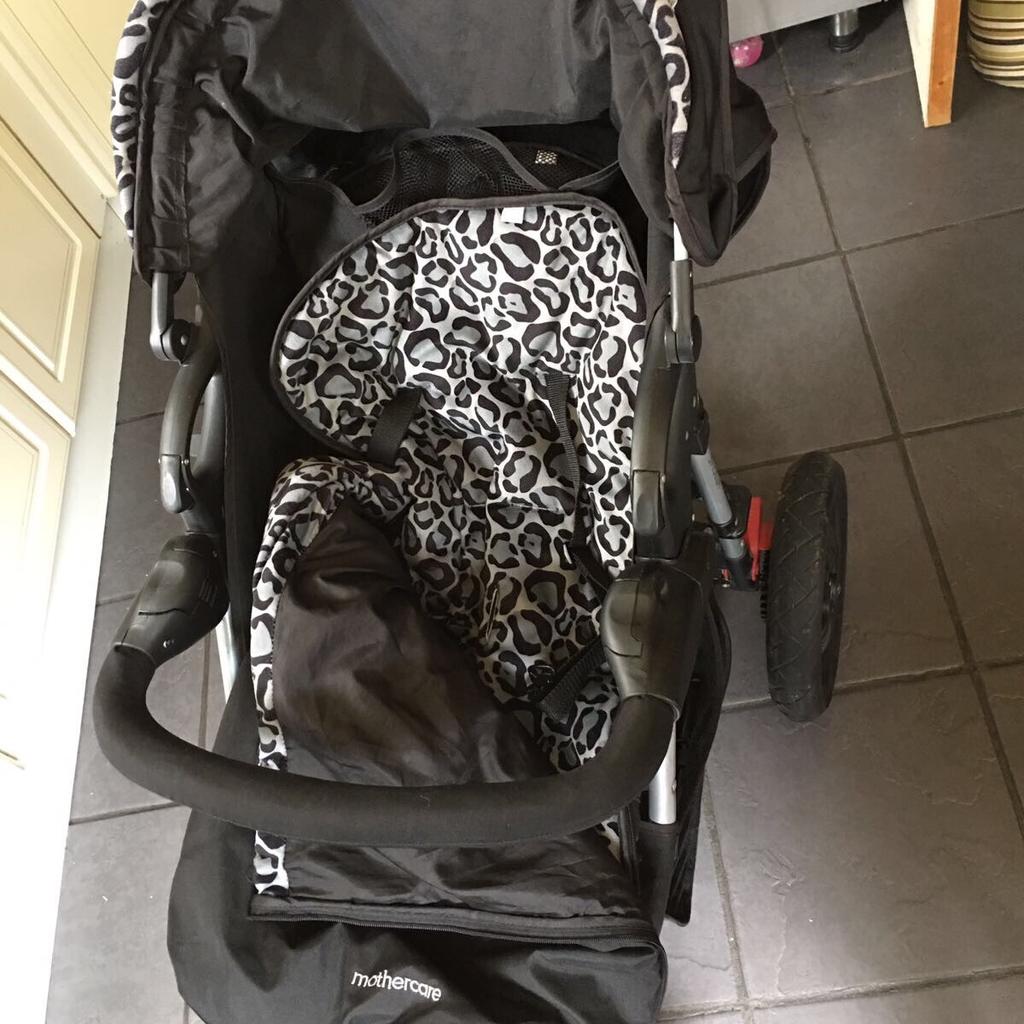 Mothercare xtreme hotsell 3 wheel pushchair