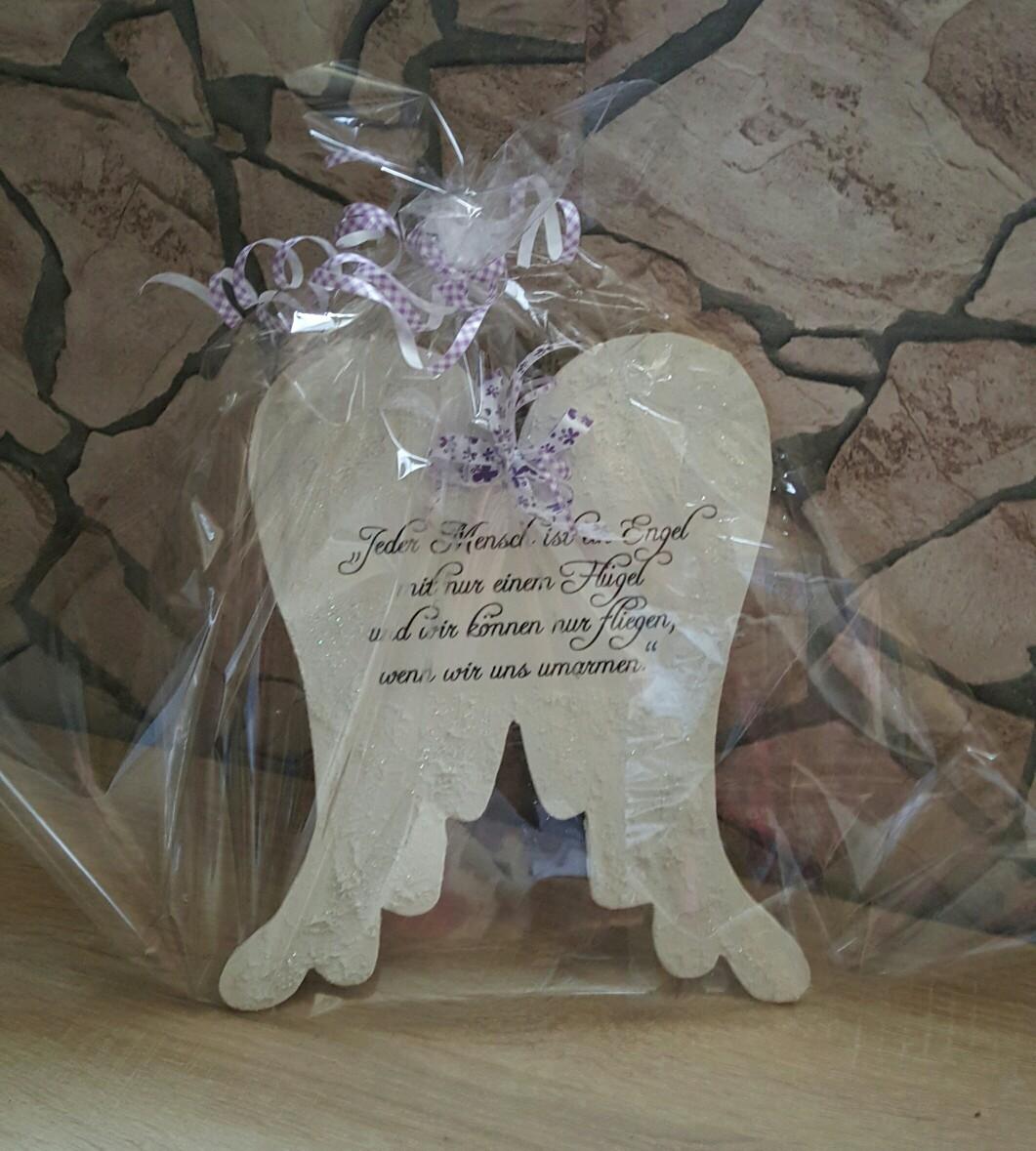 Engelsflügel mit Spruch in 8430 Gralla for €10.00 for sale Shpock