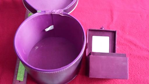 Buy & Sell Warwickshire Nuneaton and Bedworth - Photos for Purple make up case and jewellery box