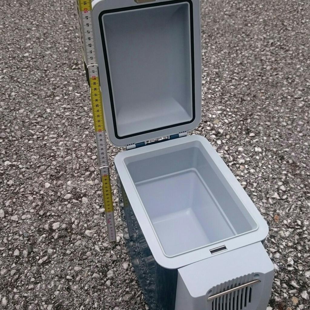 Kühlbox elektronisch 12V in 6080 Innsbruck für € 20,00 zum Verkauf