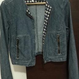 Vendo giacca in jeans Armani tg. 40
Per motivi di cambio taglia