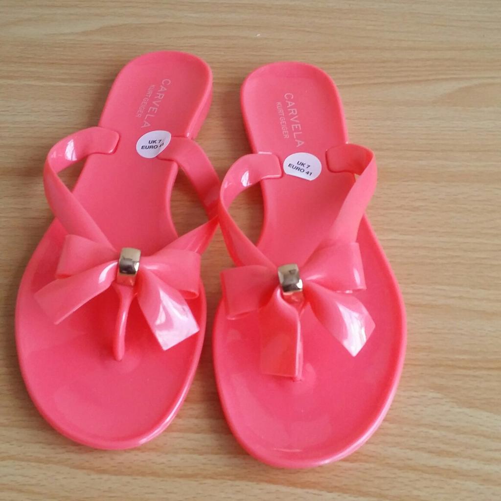 Carvela star flip discount flops