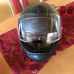 Neuwertiger Schuberth Helm mit SIM Lock Scheibe kaum getragen!
Neupreis 349€+29,99€ Scheibe
Zu verkaufen Preis VB