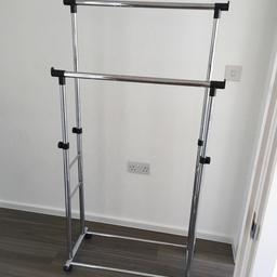 Good double rail for dresses and pants