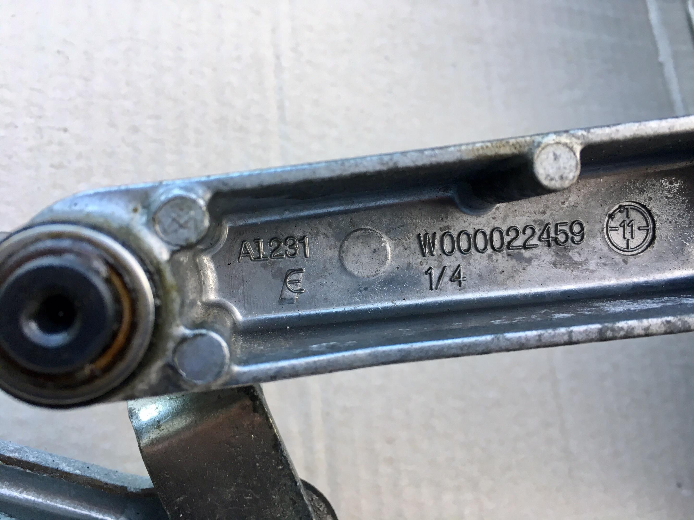 Mercedes Benz W246 Wischeranlage A246 8200040 in 71229 Leonberg für 50 ...