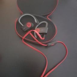 Genuine powerbeats2 wireless headphones. Comes with case and charging cable. Just updated to latest software on them. Great sound. Inline volume control and button to pause and accept phone calls.

Cash on collection only