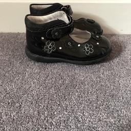 Primigi Girls Shoes - Toddler Size 20. Think they are Italian leather.

From smoke and pet free home.

If it’s still listed, it’s still for sale.

Please note: Collection only from Haworth, Keighley. Will not post, cannot deliver. No time wasters. Cash on Collection