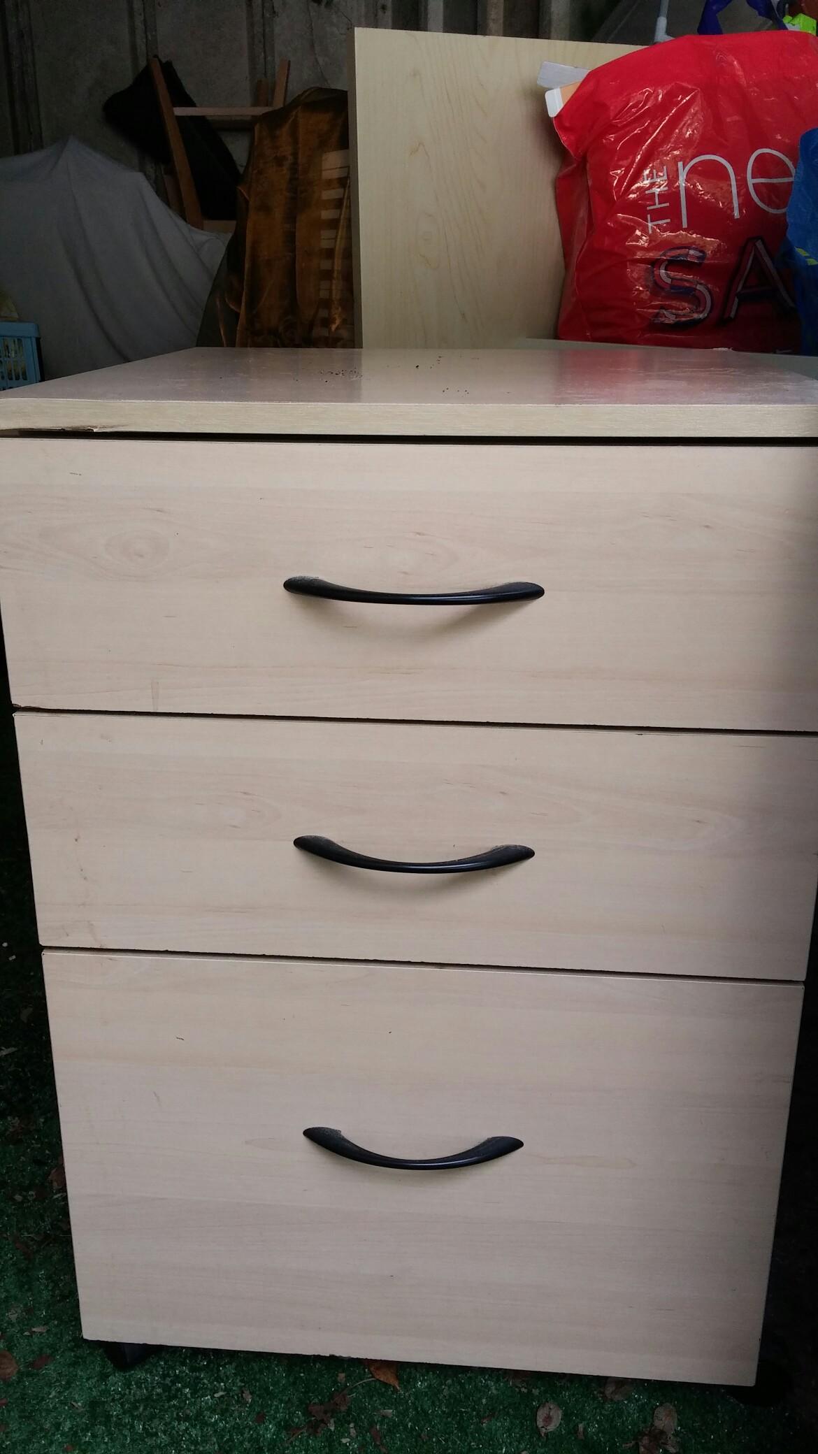 Under desk drawers in N12 London für £ 5,00 zum Verkauf Shpock AT
