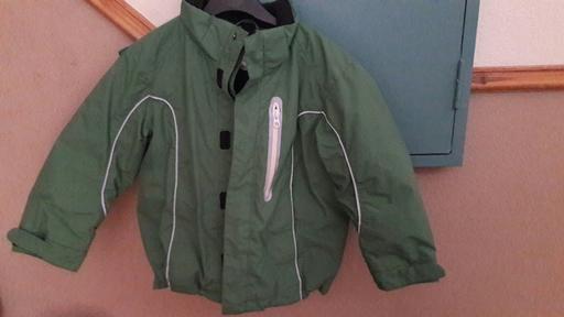 Buy & Sell Central London King`s Cross - Central London - Photos for H and m green jacket