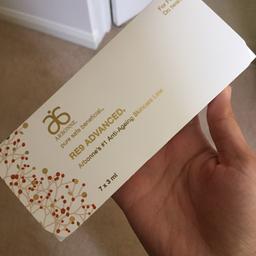 Free anti-ageing sets for women. All Arbonne products are vegan, gluten free and environmentally friendly. 
I also have a bunch of products for sale, you can have a perusal when you pick up your free samples. 
5 available