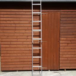 extenable ladder in very good condition