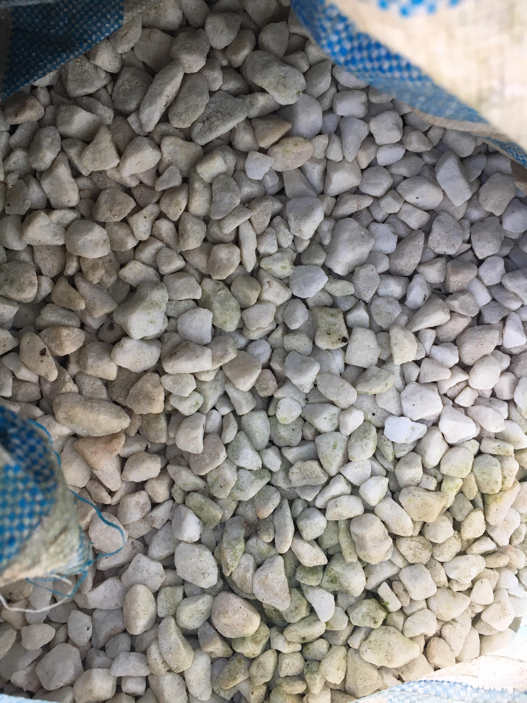 Polar white marble pebble 20mm in N18 London for £95.00 for sale Shpock