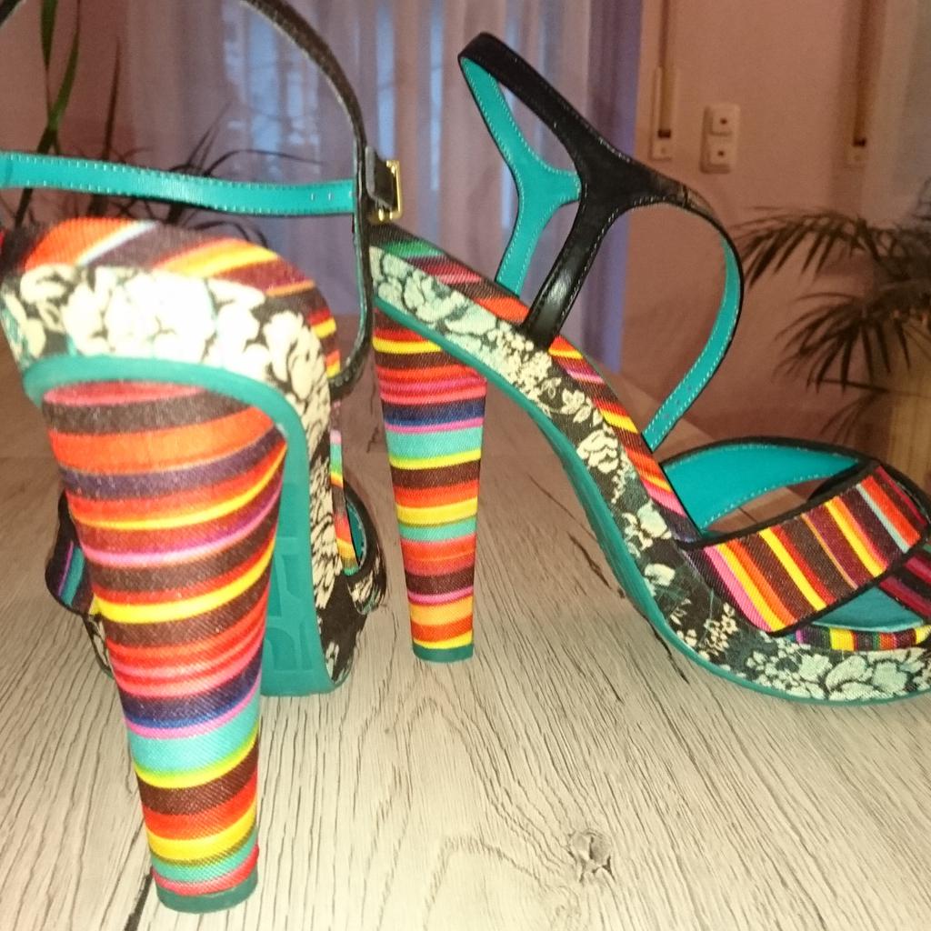 Desigual on sale high heels