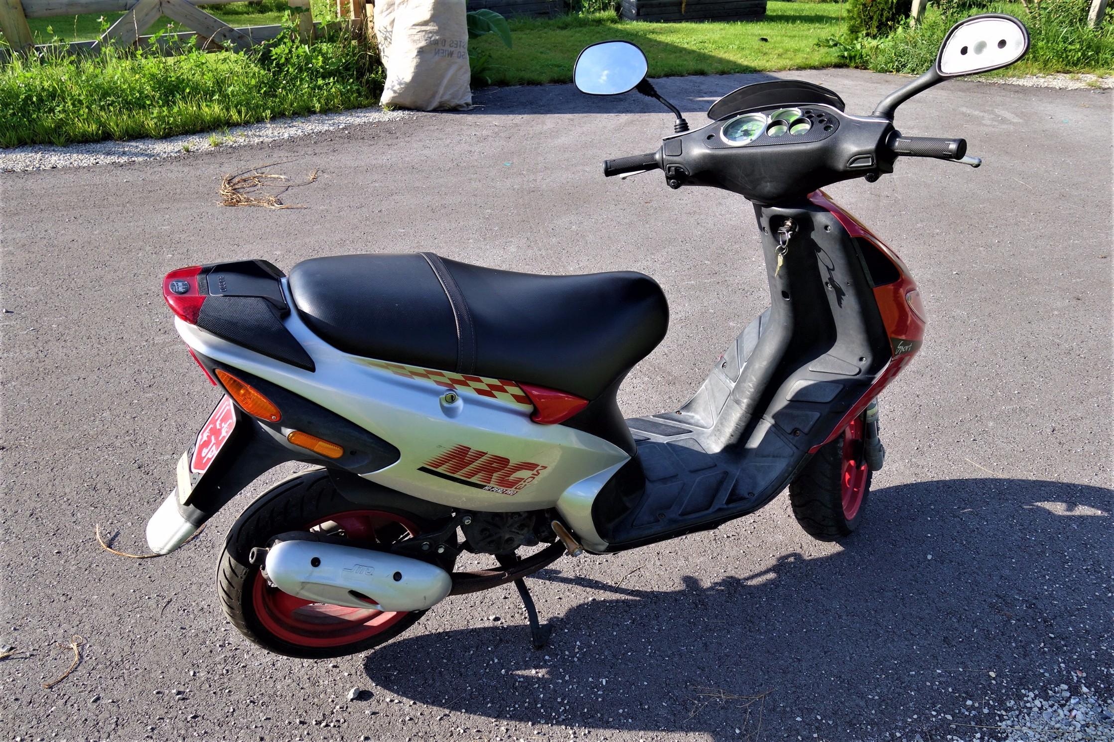 Piaggio C32 NRG Sport in 6115 Kolsassberg for €515.00 for sale | Shpock