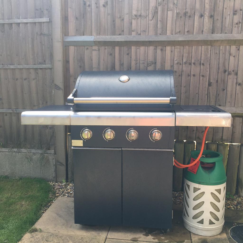 Jamie oliver hotsell gas bbq