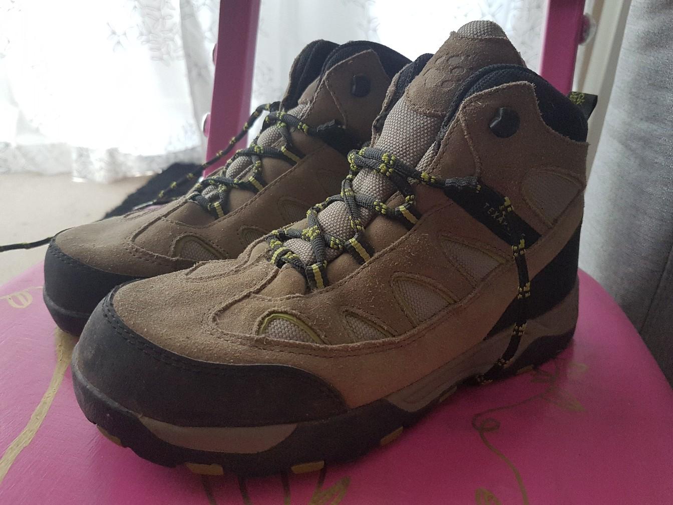 Jack Wolfskin Wanderschuhe in 65201 Wiesbaden für 10,00 € zum Verkauf