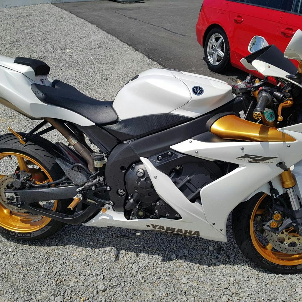 YAMAHA R1 SONDERMODELL WEISS-GOLD in 4772 Lambrechten für 6.000,00 ...