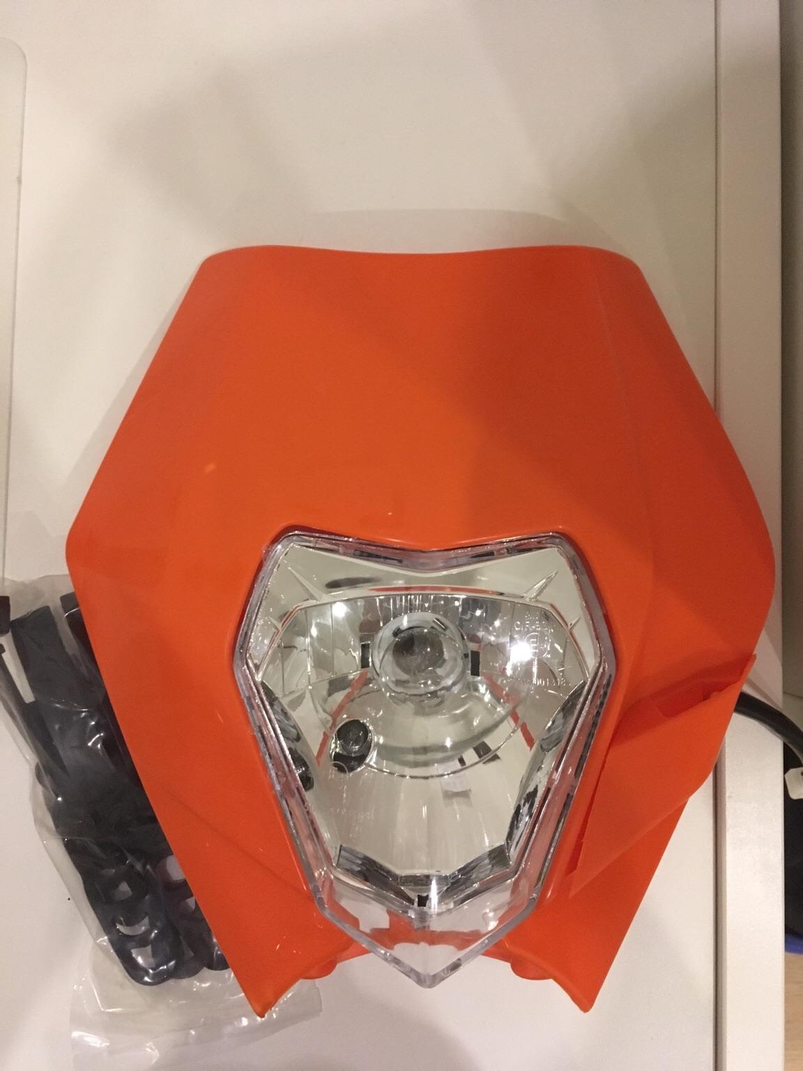 KTM EXC Lichtmaske in 8142 Kasten für 60,00 € zum Verkauf