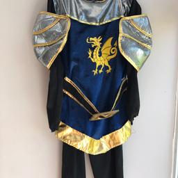 This is a knight dressing up outfit. No size in it but I would say it would fit a 2-3, 3-4 year old.