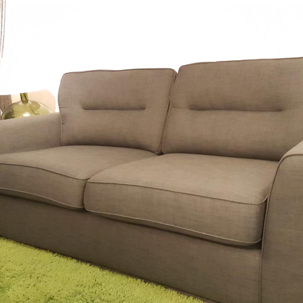 TWO x 3 seater sofas in RM8 Dagenham für 625,00 £ zum Verkauf Shpock DE