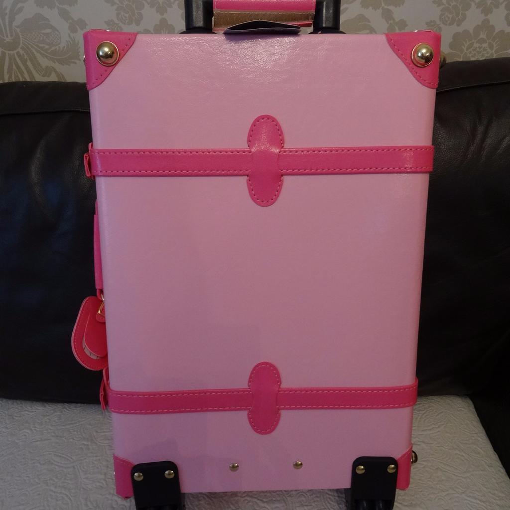 Bibbidi bobbidi boutique suitcase on sale