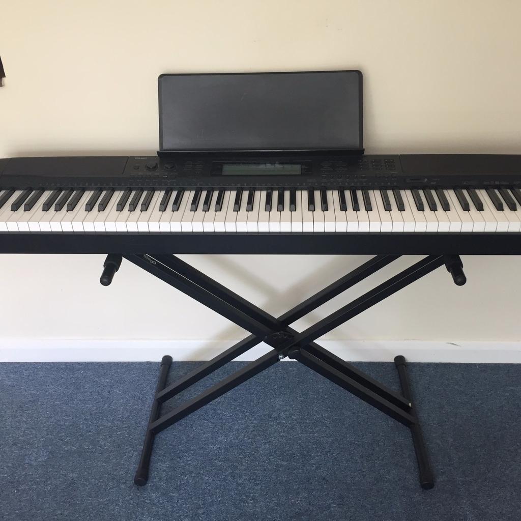 Casio CDP 200R Digital Piano 88 weighted keys in SW19 London for