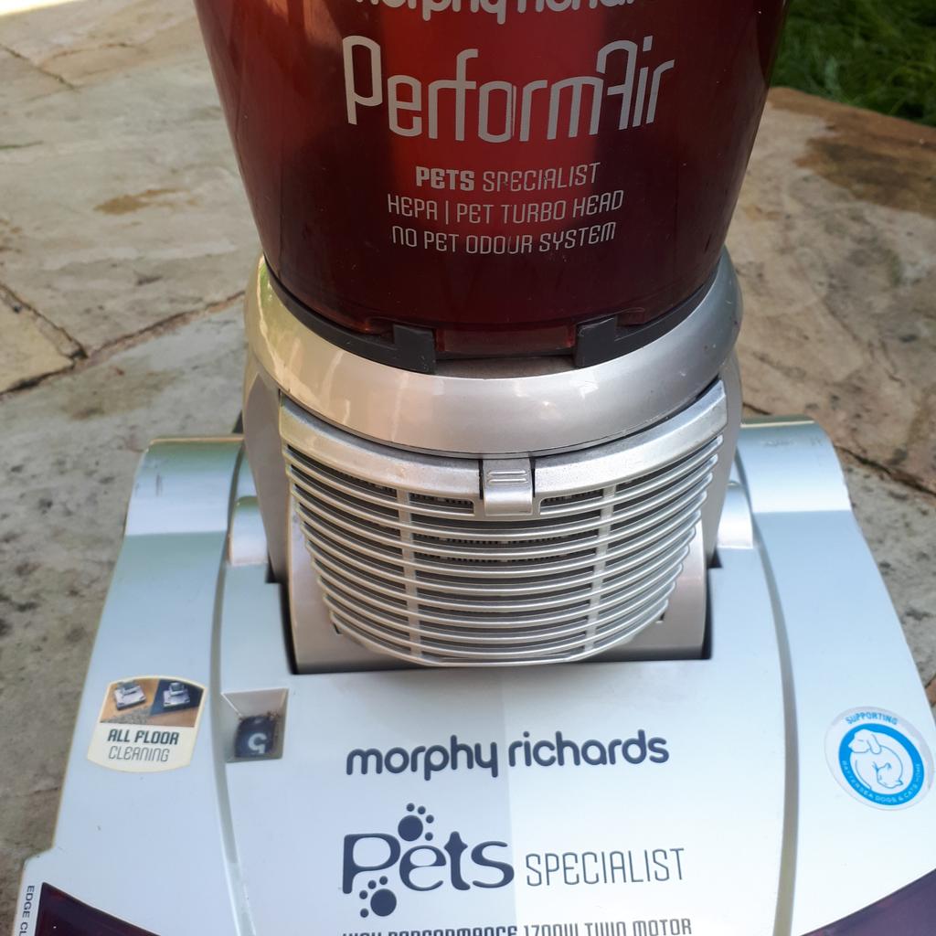 Morphy Richards Performair Vacuum Cleaner in HD4 Kirklees für 15,00 ...