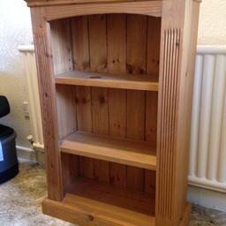 Lancashire pine bookshelf. Excellent condition. Wax finished. Smoke and pet free home. £30