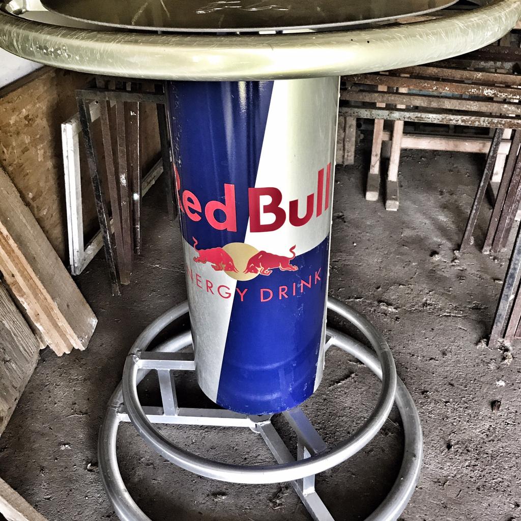 original Red Bull Stehtisch Bartisch in 4020 Linz für € 385,00 zum
