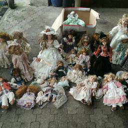 Verkaufe am selbst abholer ein karton voll mit Puppen wie auf dem bild zu sehen ist .
Das beste angebote bekommt alles .