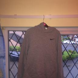 Unisex 
12-13 
Junior large 
Excellent condition
Smoke free home
