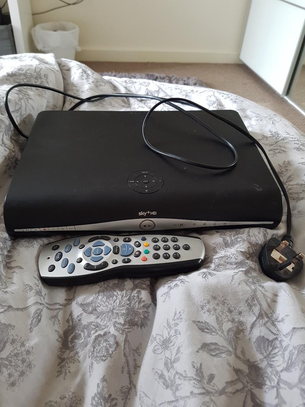 Sky plus + hd box only used for 6 months in PO4 Portsmouth für £ 10,00