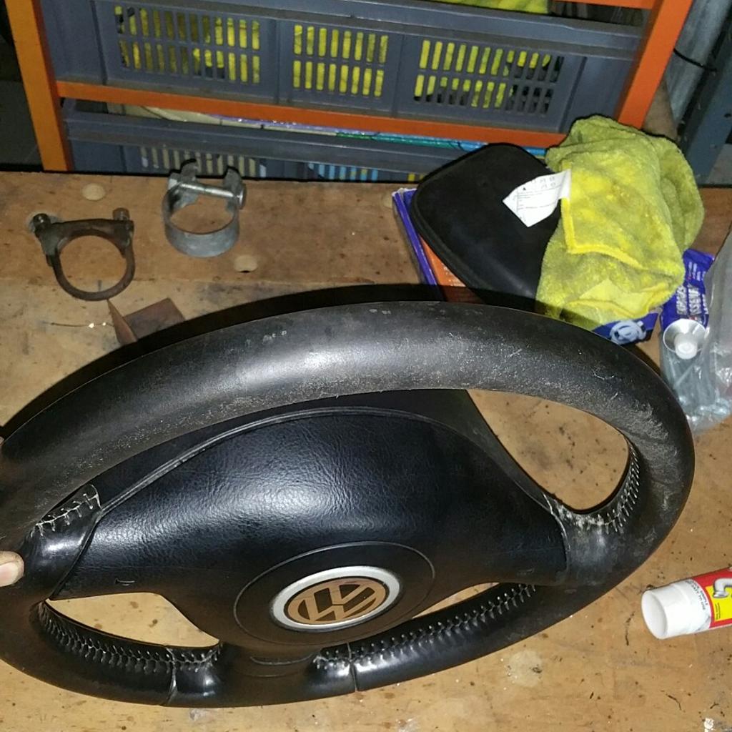Mk4 golf gti steering wheel in MK45 Flitwick für £ 15,00 zum Verkauf