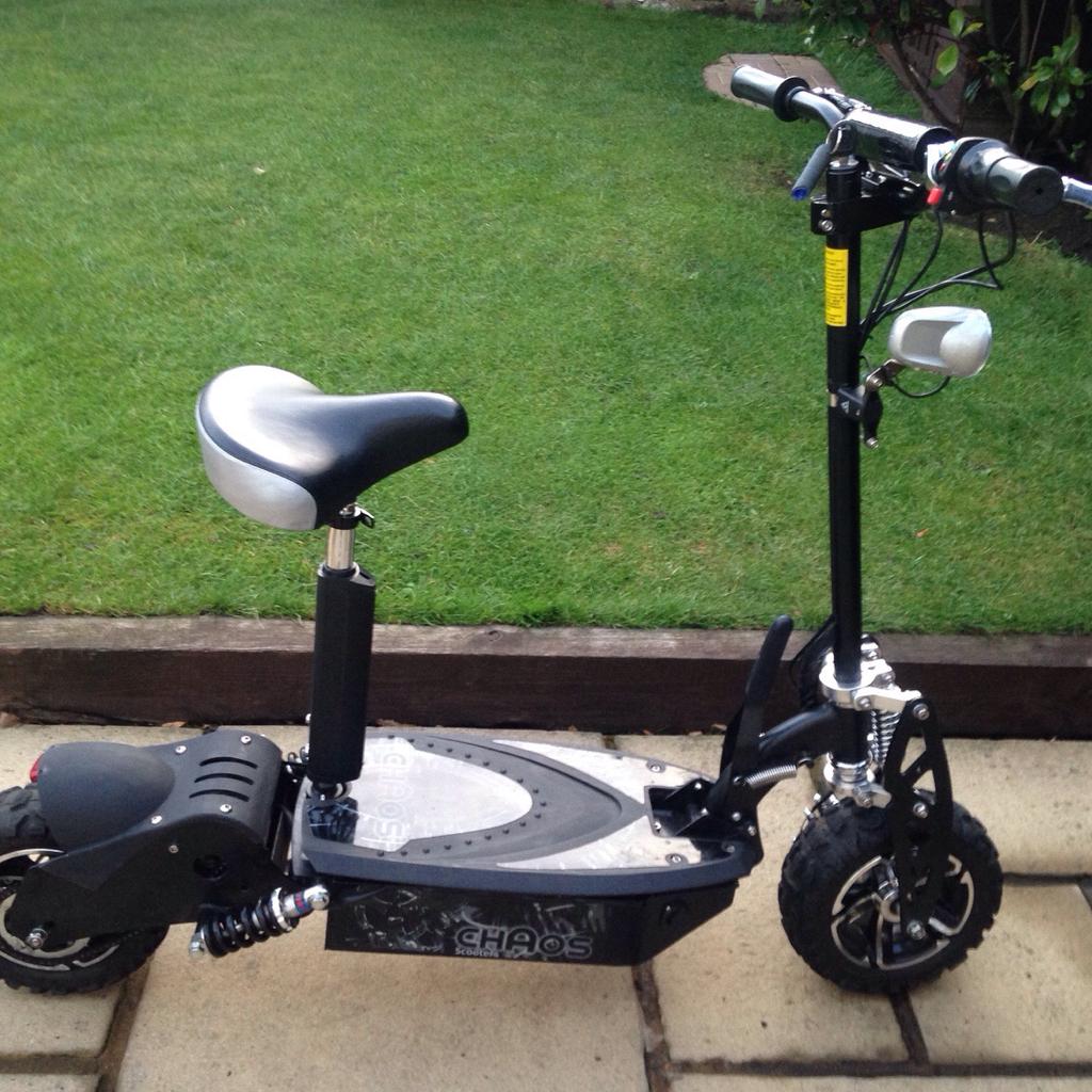 Chaos 48v 1000w electric scooter in SM5 Carshalton für 300,00 £ zum