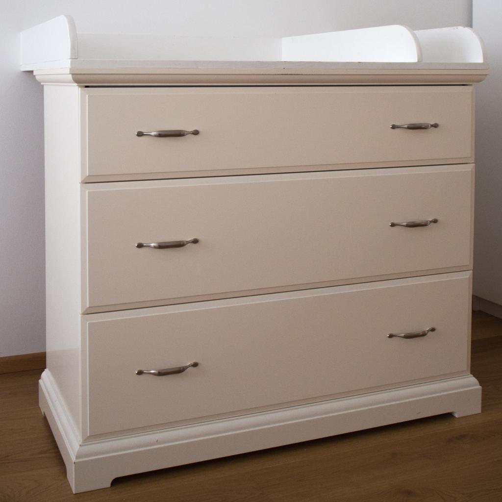 IKEA Kommode Birkeland + Wickelaufsatz in Stuttgart für 75,00 € zum Verkauf