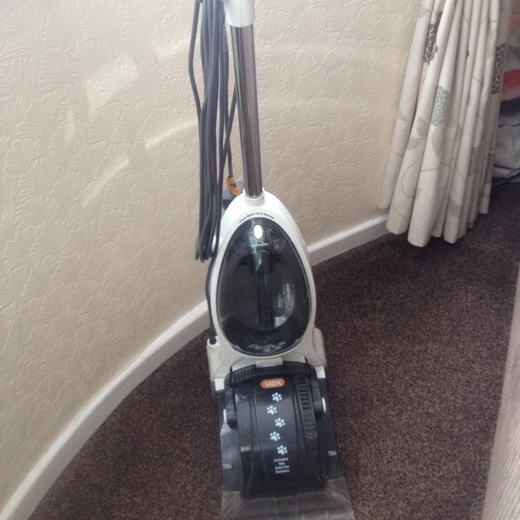 VAX upright carpet washer in PE2 Peterborough für 30,00 £ zum Verkauf