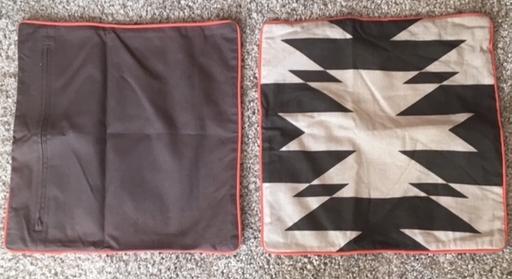 Buy & Sell South Tottenham North London - Photos for 2 JOHN LEWIS GRAPHIC COTTON CUSHION COVERS