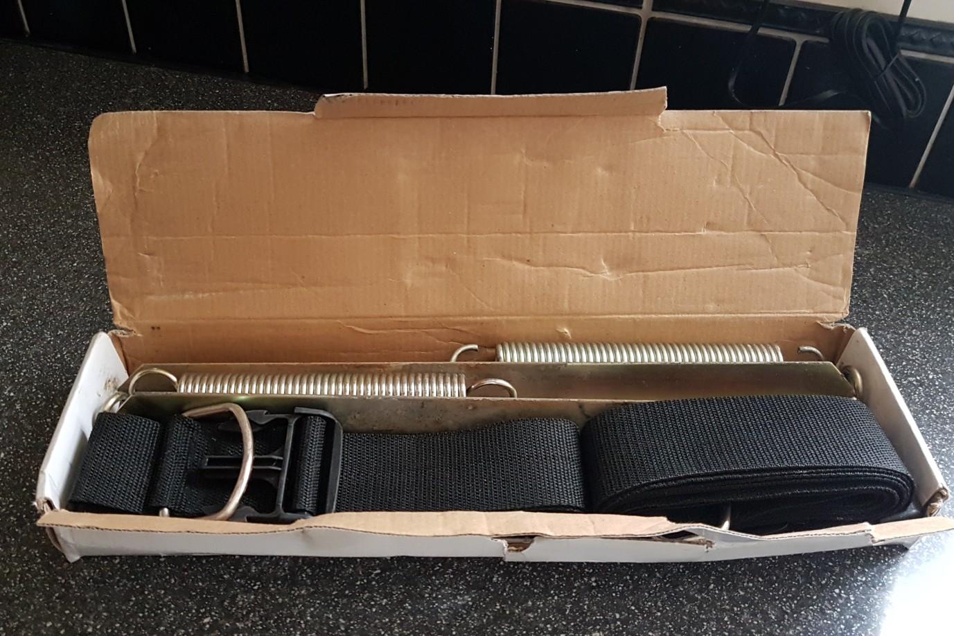 Caravan awning tie down kit in S26 Kiveton Park für 4,00 £ zum Verkauf