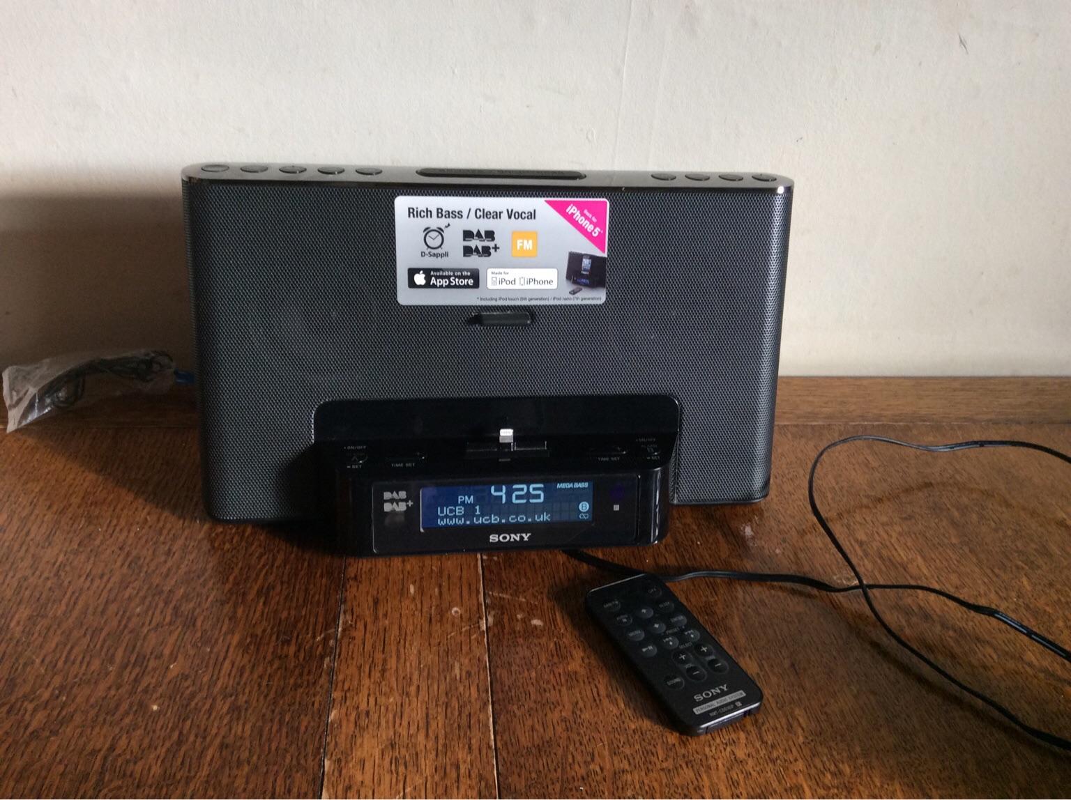 Sony XDRDS16iPN iPod/iPhone dock/DAB/Alarm in LE3 Leicester for £55.00