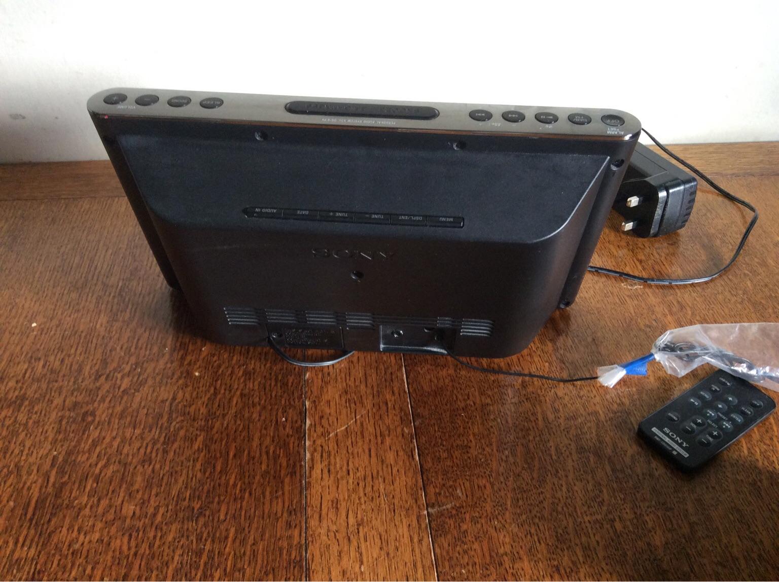 Sony XDRDS16iPN iPod/iPhone dock/DAB/Alarm in LE3 Leicester for £55.00