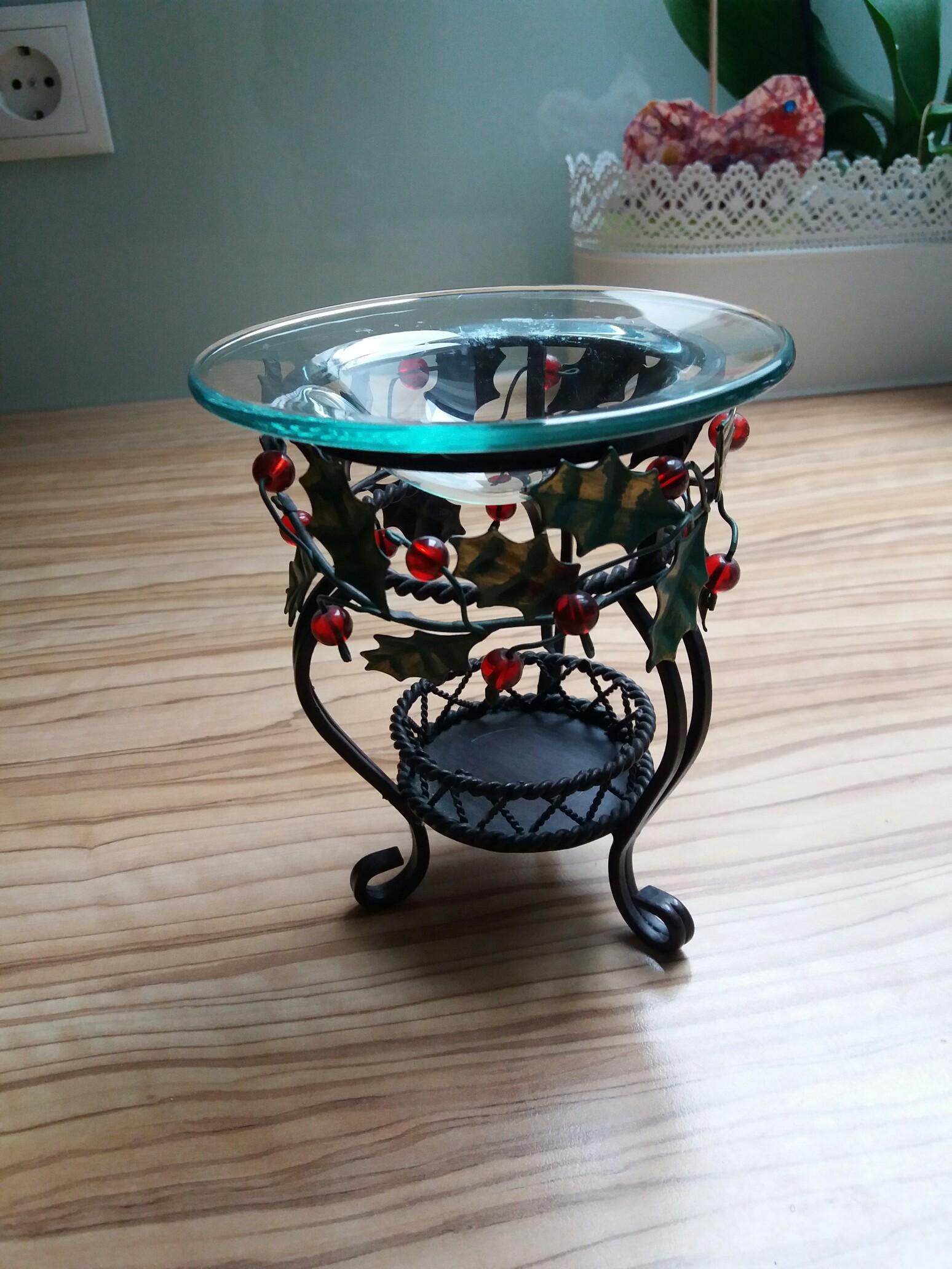 Partylite Duftlampe "Stechpalme" in 8230 Safenau fr  10,00 zum Verkauf |  Shpock AT